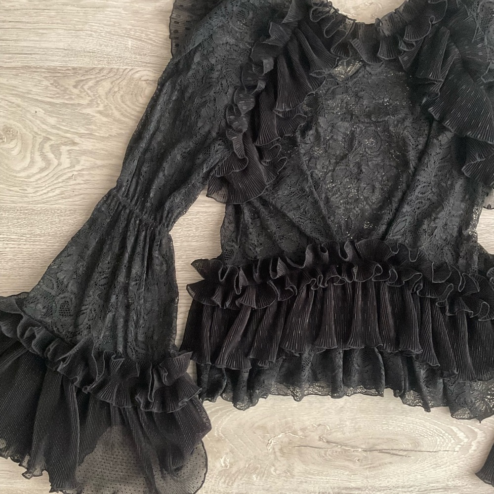 Romance was born hocus pocus lace blouse - Picture 12 of 12